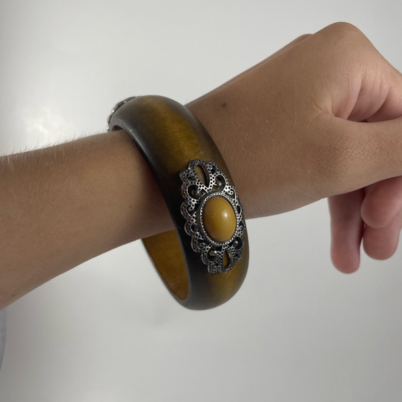 Bangle bracelets - Picture 2 of 3